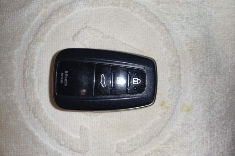 Used Toyota Crown Kluger 2022 2.5L HEV Four-Wheel Drive Flagship Edition Vehicle Key