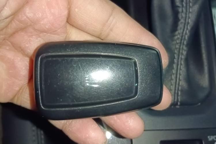 Used Toyota Crown Kluger 2022 2.0T Four-Wheel Drive Prestige Edition Vehicle Key