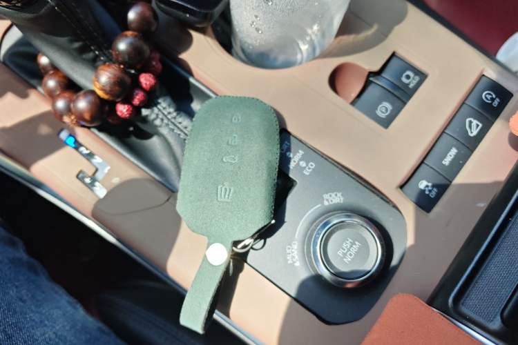 Used Toyota Crown Kluger 2022 2.0T Four-Wheel Drive Prestige Edition Vehicle Key