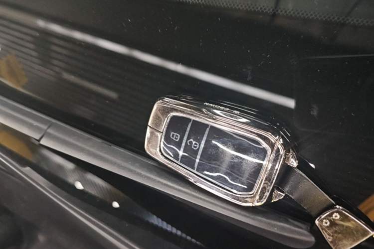 Used Toyota Crown Kluger 2022 2.5L HEV Four-Wheel Drive Premium Edition Vehicle Key