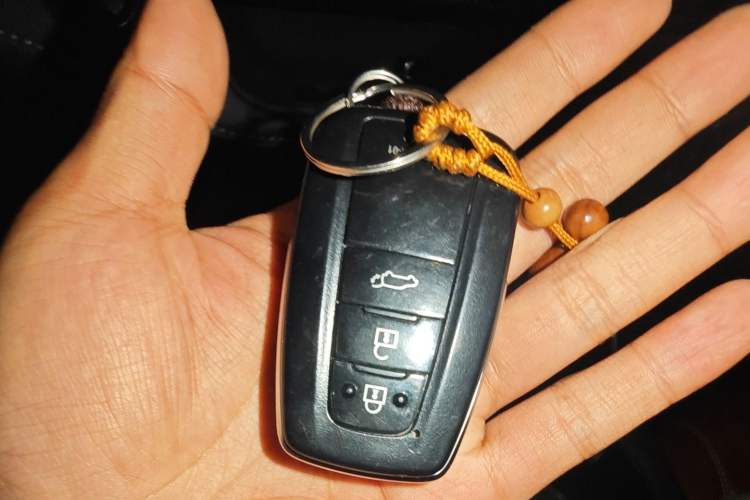 Used Toyota Crown Kluger 2022 2.0T Four-Wheel Drive Prestige Edition Vehicle Key