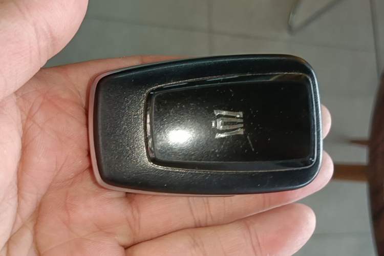 Used Toyota Crown Kluger 2022 2.0T Four-Wheel Drive Prestige Edition Vehicle Key