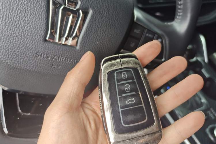 Used Toyota Crown Kluger 2022 2.0T Four-Wheel Drive Enjoyment Edition Vehicle Key