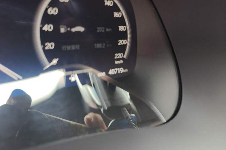 Used Toyota Crown Kluger 2022 2.5L HEV Four-Wheel Drive Flagship Edition Odometer Close Up