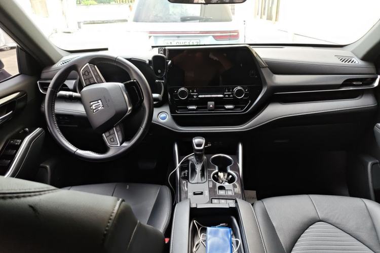 Used Toyota Crown Kluger 2022 2.5L HEV Four-Wheel Drive Premium Edition Center Console