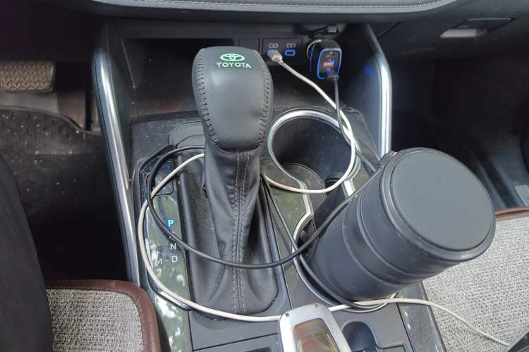 Used Toyota Crown Kluger 2022 2.0T Four-Wheel Drive Enjoyment Edition Gear Lever