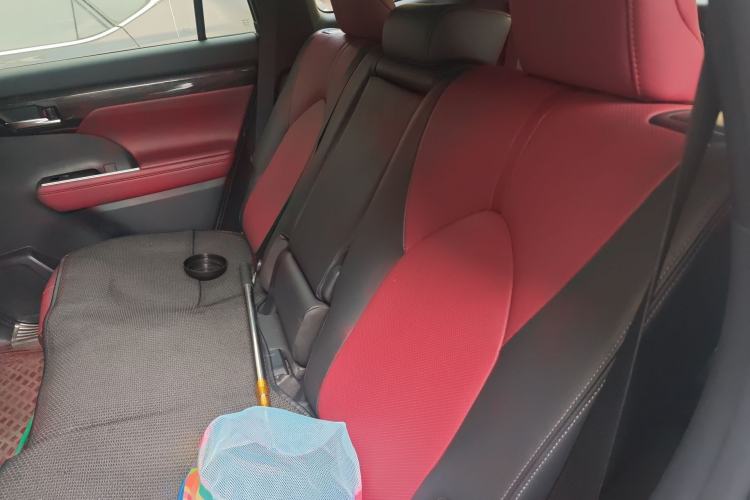 Used Toyota Crown Kluger 2022 2.5L HEV Four-Wheel Drive Flagship Edition Left Rear Seat