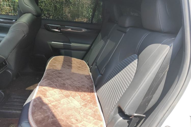 Used Toyota Crown Kluger 2022 2.5L HEV Four-Wheel Drive Premium Edition Left Rear Seat
