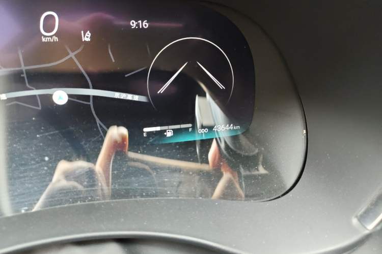 Used Toyota Crown Kluger 2022 2.5L HEV Four-Wheel Drive Premium Edition Odometer Close Up