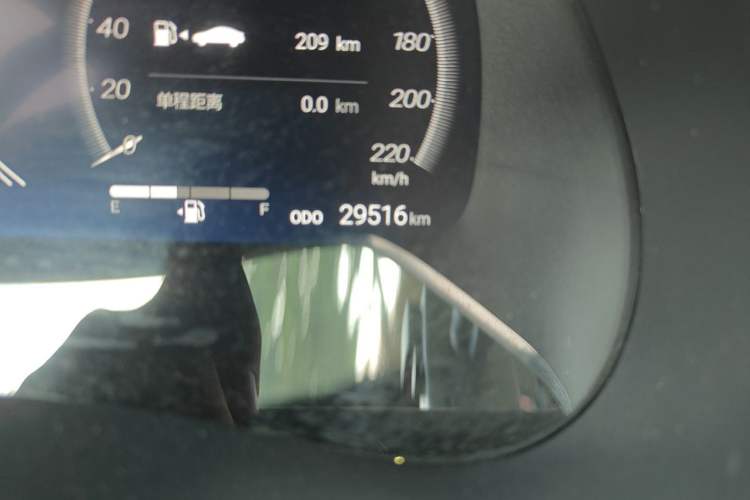Used Toyota Crown Kluger 2022 2.0T Four-Wheel Drive Enjoyment Edition Odometer Close Up