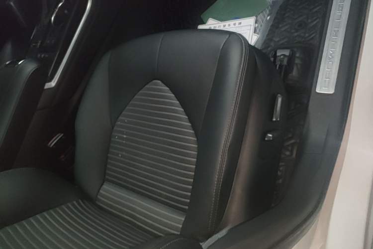 Used Toyota Crown Kluger 2022 2.5L HEV Four-Wheel Drive Luxury Edition Right Front Seat