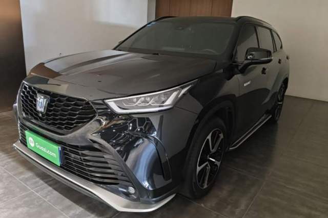 Toyota Crown Kluger 2023 2.5L HEV Four-Wheel Drive Prestige Edition usado
