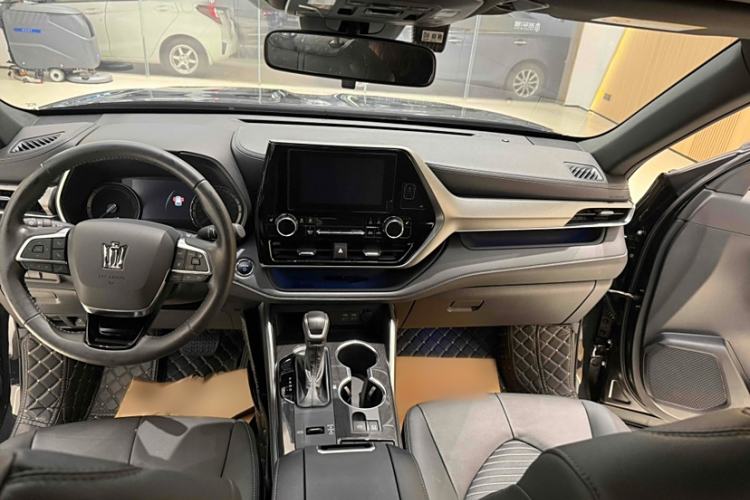 Used Toyota Crown Kluger 2023 2.5L HEV Four-Wheel Drive Luxury Edition Audio And AC Panel