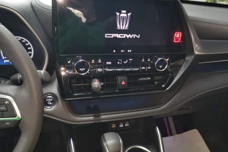 Used Toyota Crown Kluger 2023 2.5L HEV Four-Wheel Drive Prestige Edition Audio And AC Panel