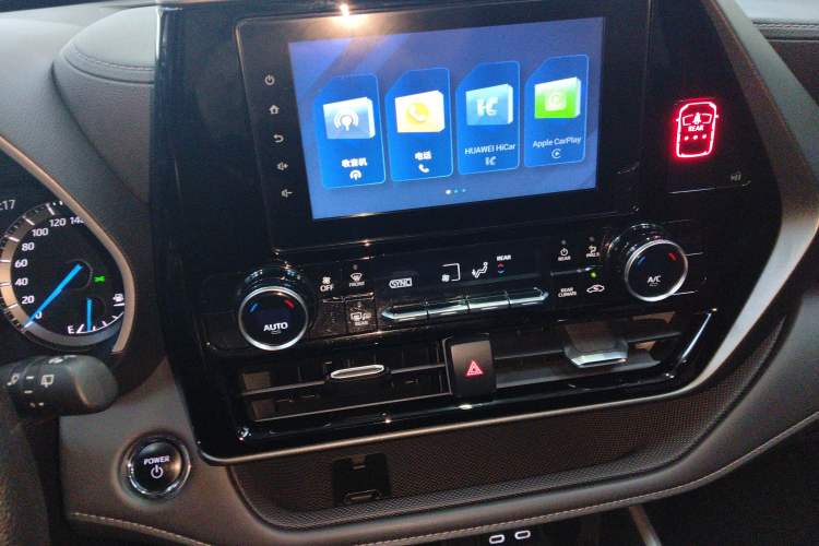 Used Toyota Crown Kluger 2023 2.5L HEV Two-Wheel Drive Entry Version (5 Seats) Audio And AC Panel