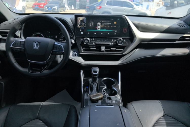 Used Toyota Crown Kluger 2023 2.5L HEV Four-Wheel Drive Luxury Edition Center Console