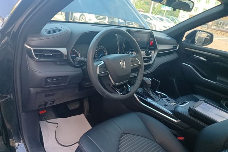 Used Toyota Crown Kluger 2023 2.5L HEV Four-Wheel Drive Luxury Edition Center Console