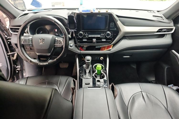 Used Toyota Crown Kluger 2023 2.5L HEV Two-Wheel Drive Entry Version (5 Seats) Center Console