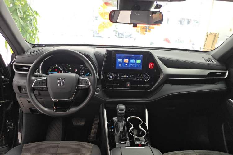 Used Toyota Crown Kluger 2023 2.5L HEV Two-Wheel Drive Entry Version (5 Seats) Center Console