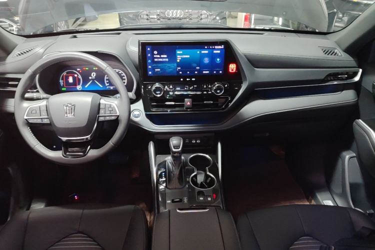 Used Toyota Crown Kluger 2023 2.5L HEV Four-Wheel Drive Prestige Edition Center Console