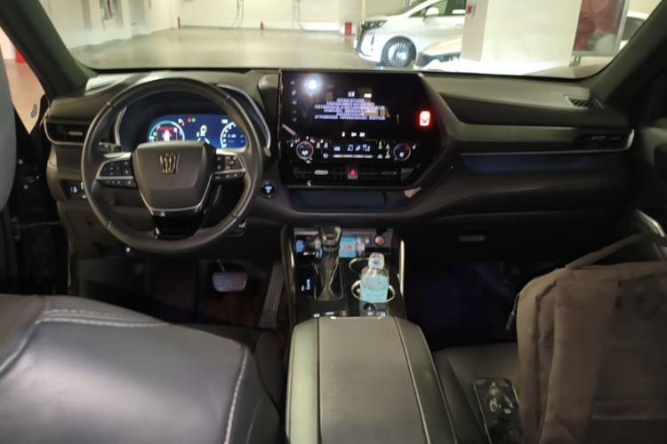 Used Toyota Crown Kluger 2023 2.5L HEV Four-Wheel Drive Prestige Edition Center Console