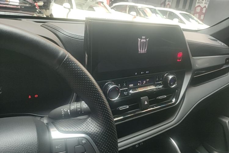 Used Toyota Crown Kluger 2023 2.5L HEV Four-Wheel Drive Prestige Edition Center Console