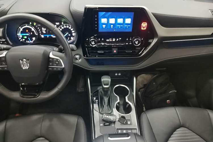 Used Toyota Crown Kluger 2023 2.5L HEV Four-Wheel Drive Luxury Edition Center Console