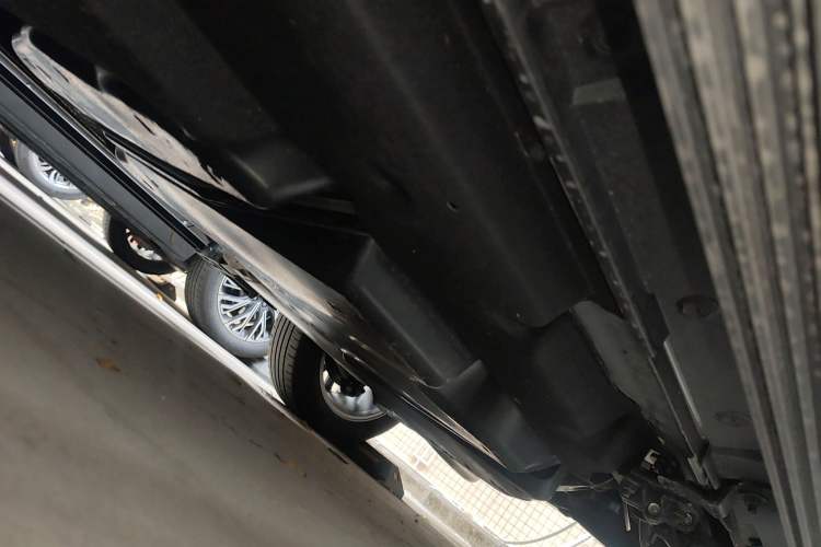 Used Toyota Crown Kluger 2023 2.5L HEV Four-Wheel Drive Prestige Edition Chassis Front Left