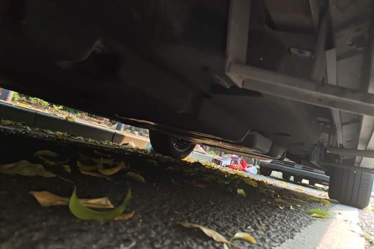 Used Toyota Crown Kluger 2023 2.5L HEV Four-Wheel Drive Flagship Edition Chassis Front Left
