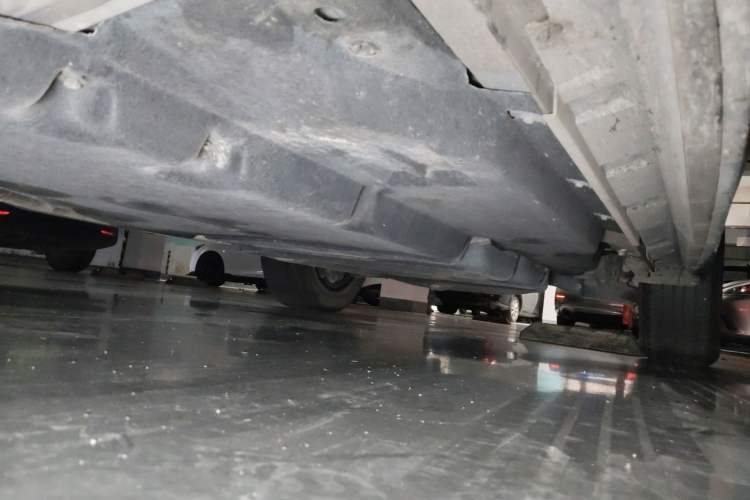 Used Toyota Crown Kluger 2023 2.5L HEV Four-Wheel Drive Elite Edition Chassis Front Left