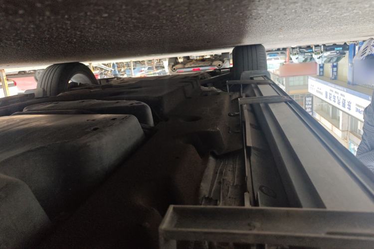 Used Toyota Crown Kluger 2023 2.5L HEV Four-Wheel Drive Flagship Edition Chassis Rear Left
