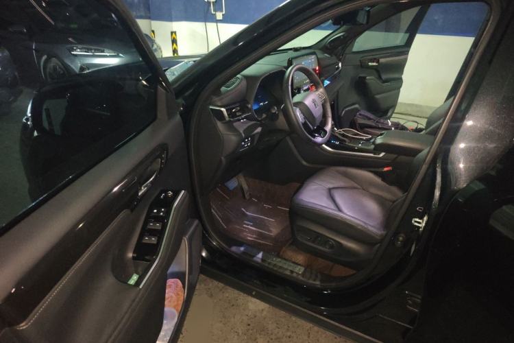 Used Toyota Crown Kluger 2023 2.5L HEV Four-Wheel Drive Flagship Edition Driver Seat