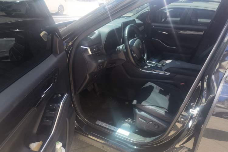 Used Toyota Crown Kluger 2023 2.5L HEV Four-Wheel Drive Flagship Edition Driver Seat