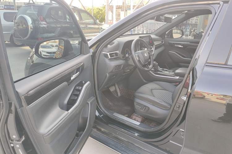 Used Toyota Crown Kluger 2023 2.5L HEV Four-Wheel Drive Luxury Edition Driver Seat