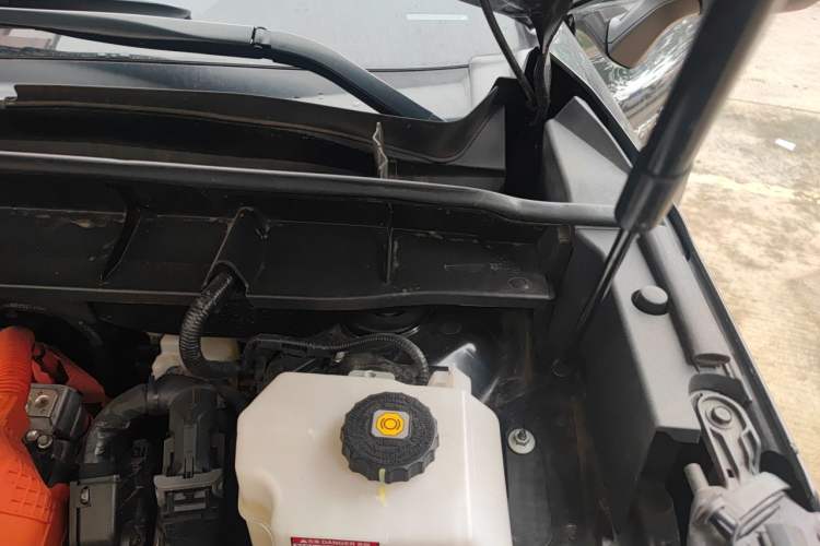 Used Toyota Crown Kluger 2023 2.5L HEV Four-Wheel Drive Luxury Edition Engine Bay Left
