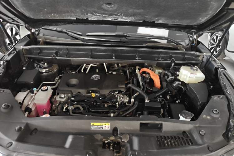 Used Toyota Crown Kluger 2023 2.5L HEV Four-Wheel Drive Prestige Edition Engine Bay