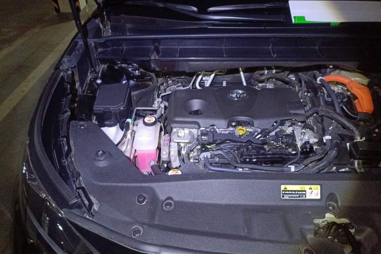 Used Toyota Crown Kluger 2023 2.5L HEV Four-Wheel Drive Prestige Edition Engine Bay Right