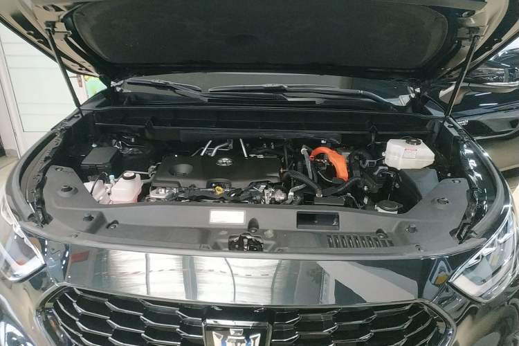 Used Toyota Crown Kluger 2023 2.5L HEV Four-Wheel Drive Luxury Edition Engine Bay