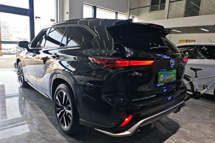 Used Toyota Crown Kluger 2023 2.5L HEV Four-Wheel Drive Prestige Edition Exterior 2