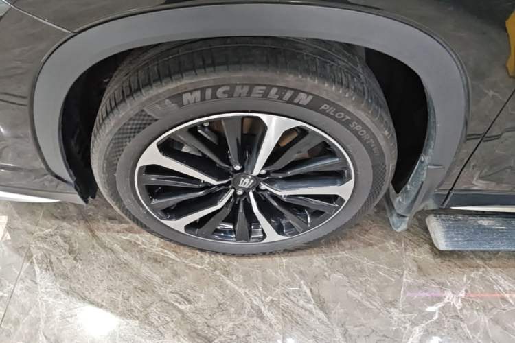 Used Toyota Crown Kluger 2023 2.5L HEV Four-Wheel Drive Flagship Edition Exterior 4