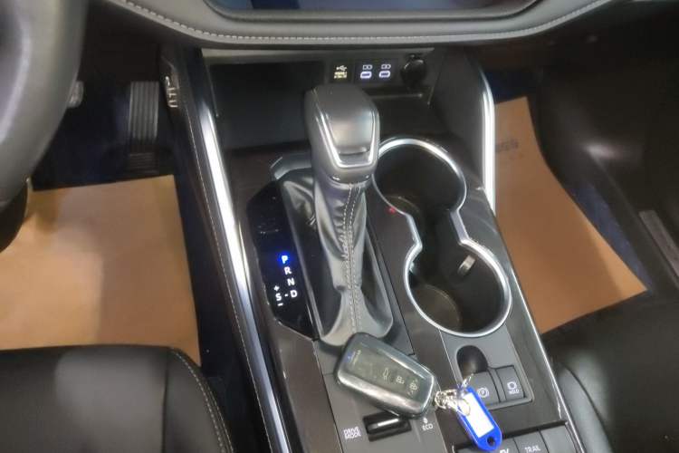 Used Toyota Crown Kluger 2023 2.5L HEV Four-Wheel Drive Prestige Edition Gear Lever