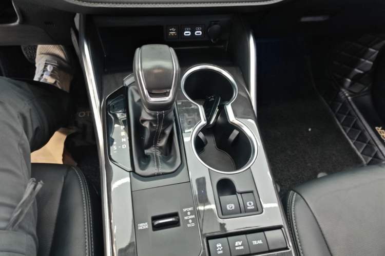 Used Toyota Crown Kluger 2023 2.5L HEV Four-Wheel Drive Prestige Edition Gear Lever