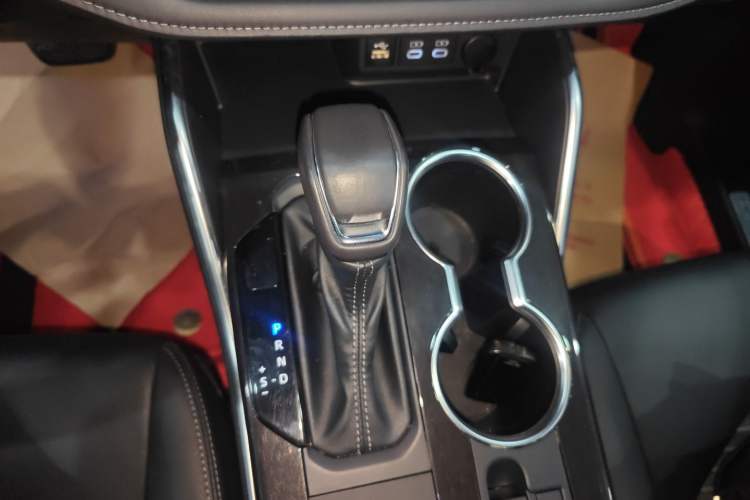 Used Toyota Crown Kluger 2023 2.5L HEV Four-Wheel Drive Prestige Edition Gear Lever