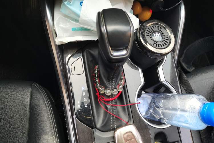 Used Toyota Crown Kluger 2023 2.5L HEV Four-Wheel Drive Prestige Edition Gear Lever