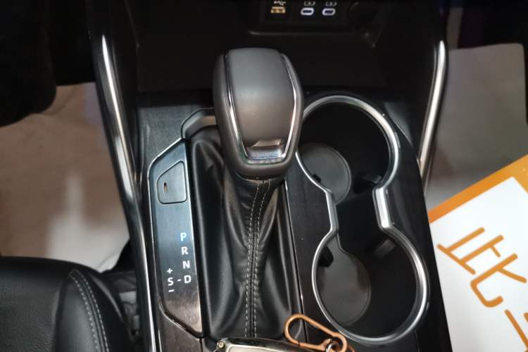 Used Toyota Crown Kluger 2023 2.5L HEV Four-Wheel Drive Prestige Edition Gear Lever