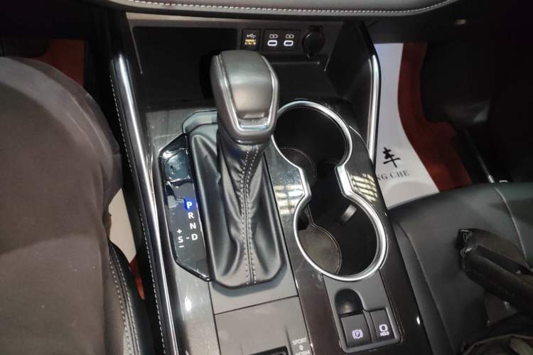 Used Toyota Crown Kluger 2023 2.5L HEV Four-Wheel Drive Prestige Edition Gear Lever