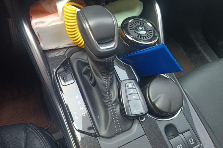 Used Toyota Crown Kluger 2023 2.5L HEV Four-Wheel Drive Prestige Edition Gear Lever