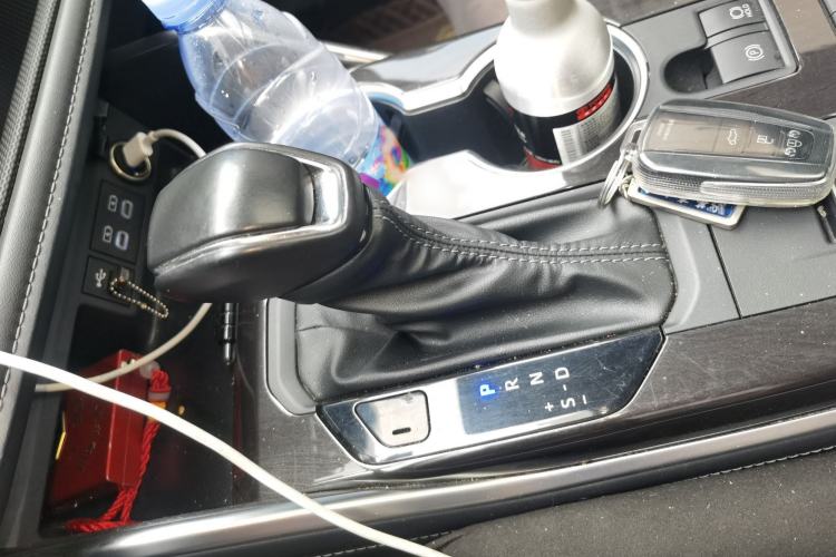 Used Toyota Crown Kluger 2023 2.5L HEV Four-Wheel Drive Prestige Edition Gear Lever