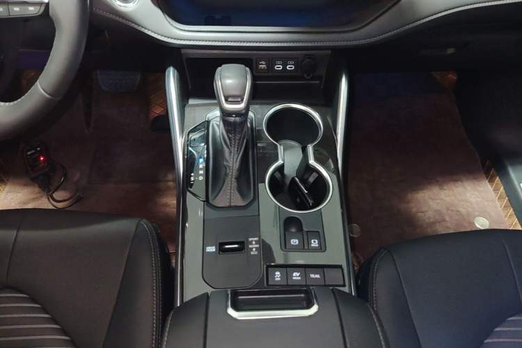 Used Toyota Crown Kluger 2023 2.5L HEV Four-Wheel Drive Prestige Edition Gear Lever
