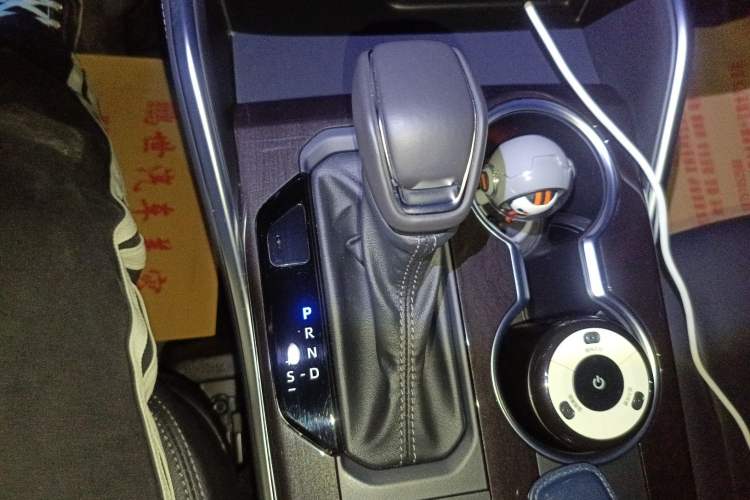 Used Toyota Crown Kluger 2023 2.5L HEV Four-Wheel Drive Prestige Edition Gear Lever